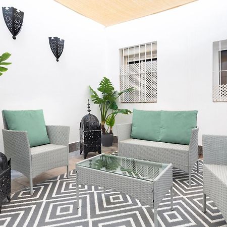 Triana Pureza Suite Con Patio Privado Sewilla Zewnętrze zdjęcie